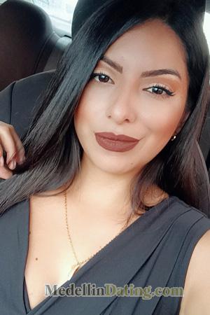 209634 - Nicoletta Age: 31 - Costa Rica