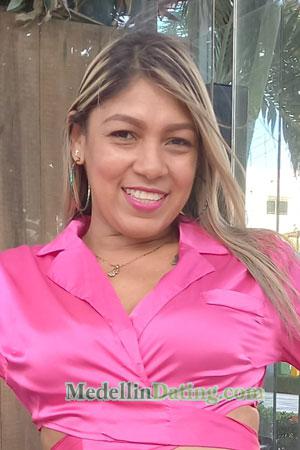 212764 - Ema Age: 41 - Colombia