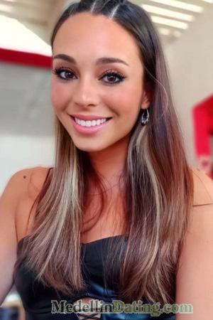 222780 - Oriana Age: 23 - Argentina