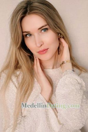 222933 - Evgeniya Age: 30 - Ukraine