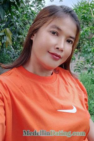 224011 - Puthea Age: 41 - Cambodia