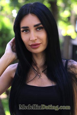 225090 - Iryna Age: 32 - Ukraine