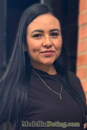 226178 - Fernanda Age: 32 - Colombia