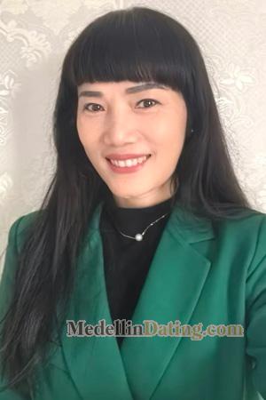 226203 - Xiaolan Age: 56 - China