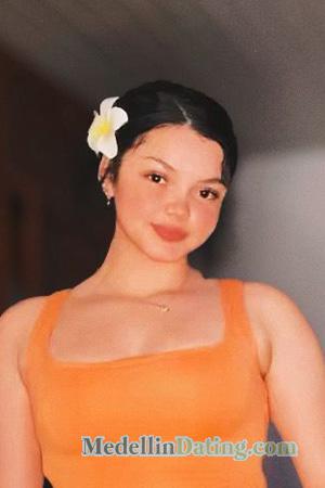 226625 - Frangely Age: 20 - Costa Rica