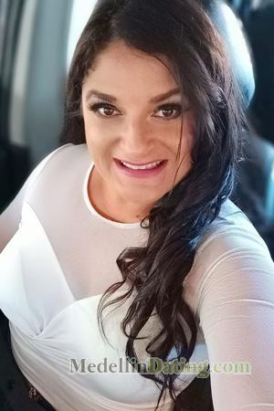 226852 - Ivannia Age: 44 - Costa Rica
