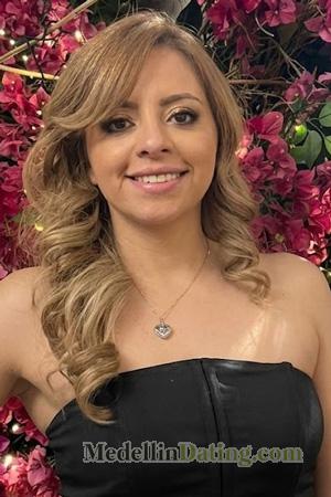 227119 - Angie Age: 30 - Colombia