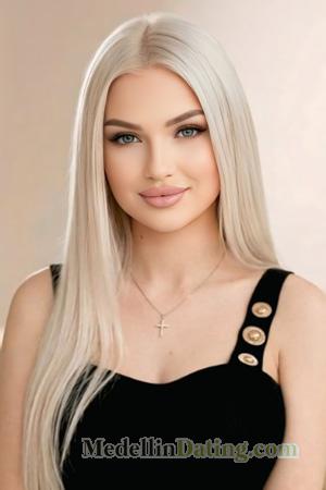 227256 - Viktoriia Age: 40 - Ukraine