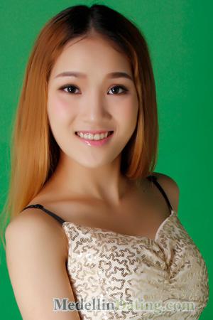 227326 - Fangfang Age: 34 - China