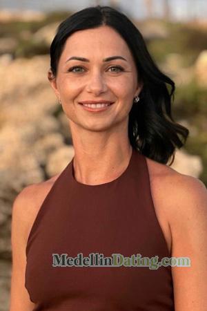 227572 - Vika Age: 36 - Ukraine