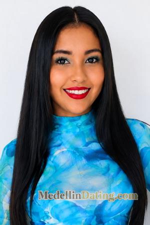 227695 - Daniela Age: 26 - Colombia