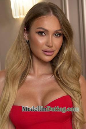 227732 - Nina Age: 22 - Ukraine