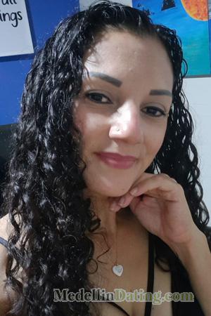 227789 - Karla Vanessa Age: 46 - Costa Rica
