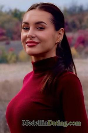 228716 - Yuliia Age: 31 - Ukraine