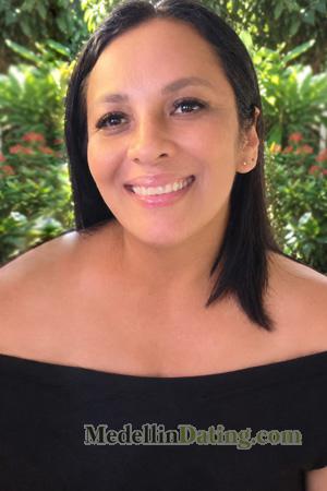 229163 - Martha Age: 44 - Costa Rica