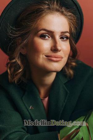229231 - Alina Age: 40 - Ukraine