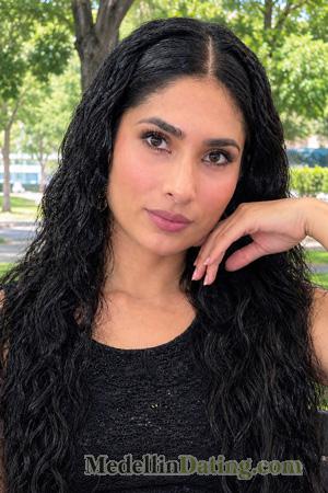 229249 - Mayleth Age: 32 - Colombia